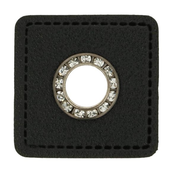 Quadratischer Kunstleder Ösen-Patch in Schwarz mit Strasssteinen und 11mm Silber-Öse, 36x36mm, funkelndes Premium-Zubehör für Hoodies und Taschen.
